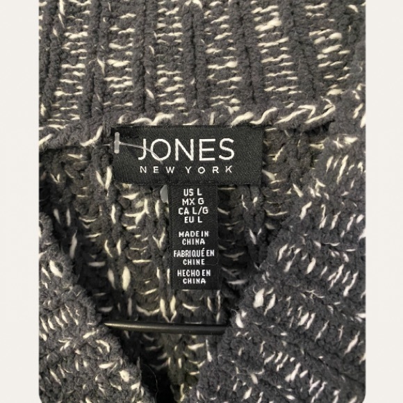 Sweater - Picture 2 of 2